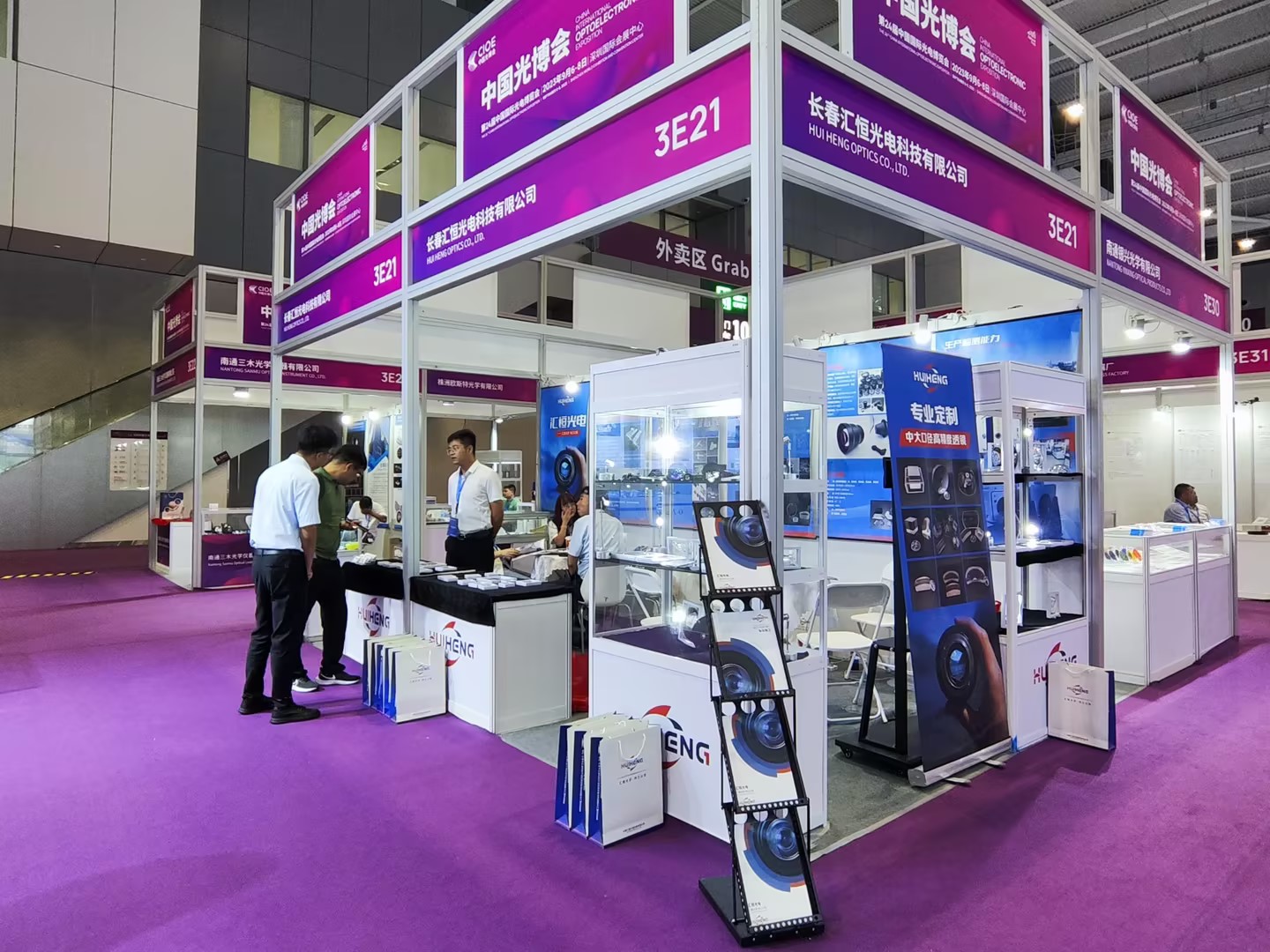 e36a17f50f46c8bae479a10ae91d2090.jpg